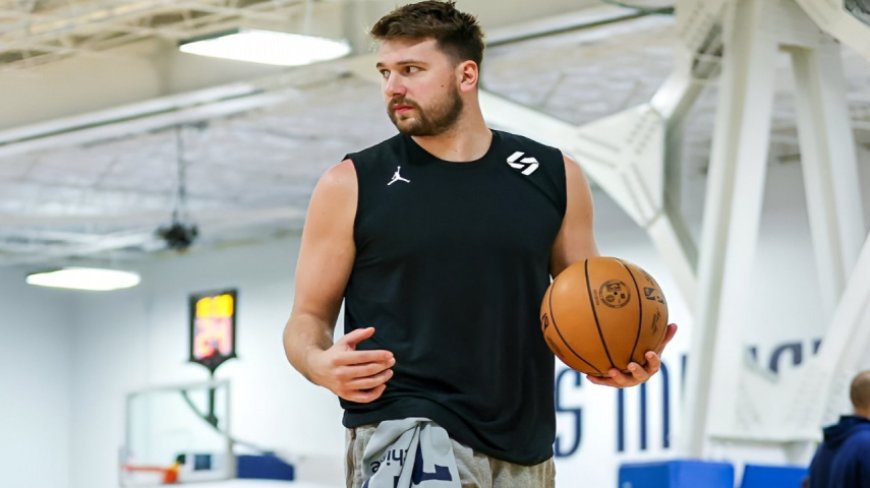 "Bro Been Hollywood Since Day One": NBA Fans React Wildly To Luca Doncic's Old Selfie With THESE Football Players